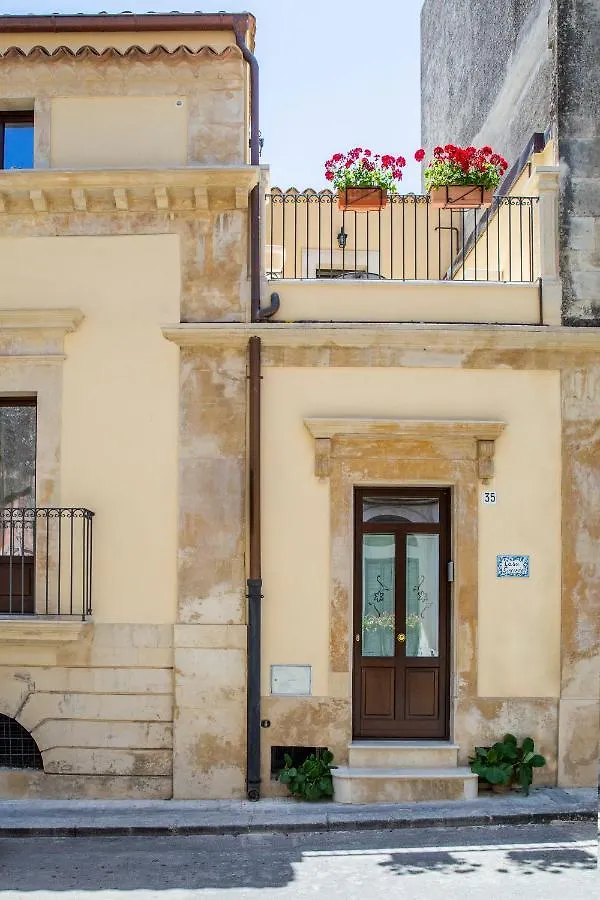 Casa Gioconda Villa Palazzolo Acreide